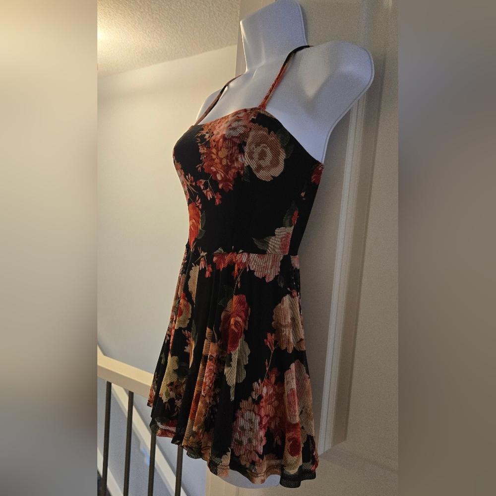 UO Urban Outfitters Black Floral Mini Knit Mesh Romper. Size XS. - Picture 5 of 13